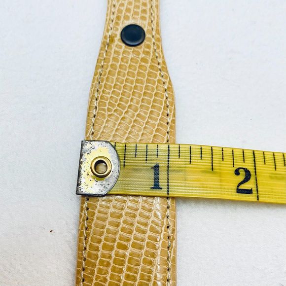 Flemings West End Womens Buckleless Belt Small Yellow Beige Lizard Skin - Picture 15 of 15